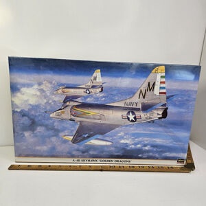 SEALED Hasegawa A-4E Skyhawk Golden Dragons 1/32 Model Kit 08131 Large Jet Japan